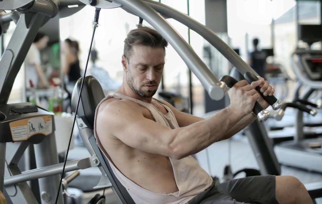 chest workout with machine