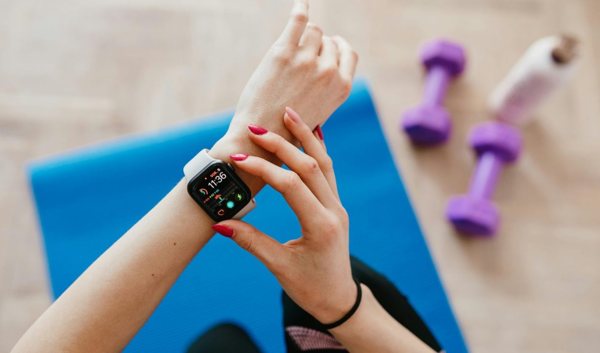 fitness band fitness tracker: Powerful, Positive Guide to Wearable Health Tech That Solves Real Consistency Problems