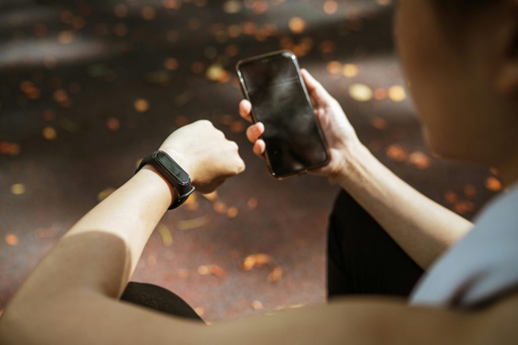 fitness band fitness tracker: Powerful, Positive Guide to Wearable Health Tech That Solves Real Consistency Problems fitness band fitness tracker